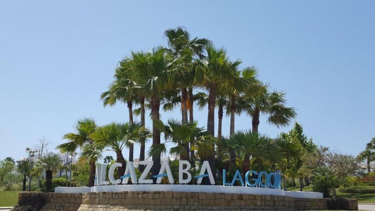 Alcazaba Lagoon Estepona Golf Lejlighed Eksteriør billede