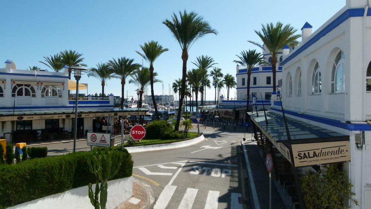 Alcazaba Lagoon Estepona Golf Lejlighed Eksteriør billede